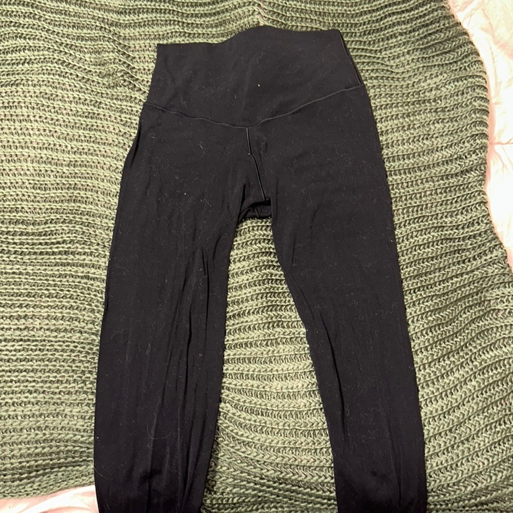 Offline 7/8 black leggings for sale. Slightly worn